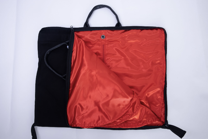 GARMENT BAGS