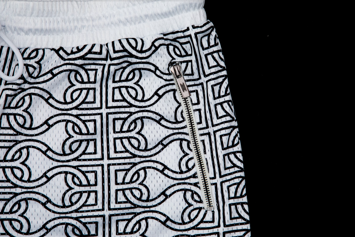 BCBC MESH MONOGRAM SHORTS WHITE/BLACK